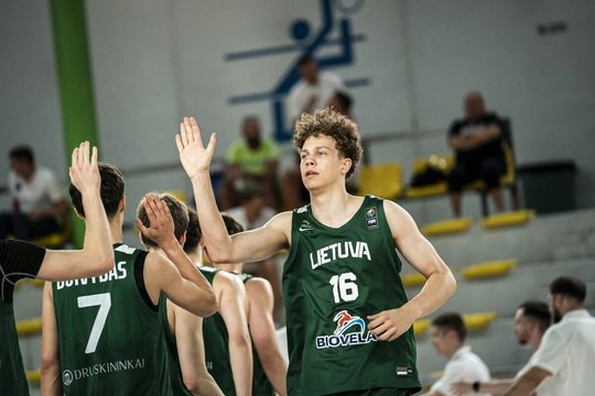 Lietuva išliks U18 Europos čempionate – iškovojo svarbią pergalę
