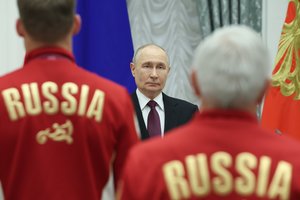 Po V. Putino „olimpinės pergalės“ – rusų pyktis: „Kieno Krymas?“