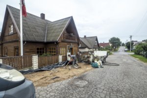 Viešbučio savininką baigia užpjudyti kaimynai: po skundų lavinos liko surištomis rankomis