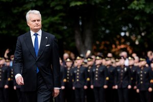 G. Nausėda – apie kariuomenės finansavimą ir migracijos krizę Ispanijoje