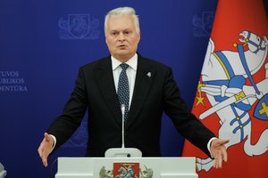 G. Nausėda įvertino vaiko teisių tarnybos siekį iš šeimos atimti mirusį vaiką: taip negali būti