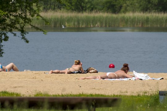 Skelbia Vilniaus ežerų temperatūrą: įspėja – čia maudytis negalima 