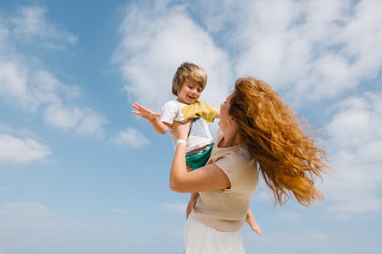 Kodėl didžiausia dovana vaikui gali būti laiminga mama