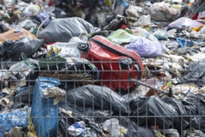 Į gatves išėję „Energesman“ darbuotojai kreipėsi į valdžią: „Ar darbuotojai – šiukšlės?“