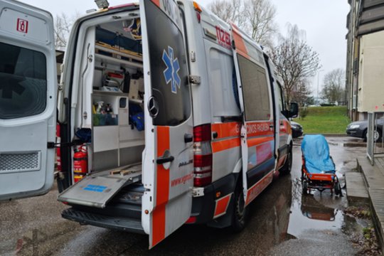 Motociklininko tragedija Jurbarko r.: medikams vyro išgelbėti nepavyko, paaiškėjo svarbi detalė