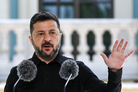 Karas Ukrainoje. V. Zelenskis paskelbė apie dar vieną sėkmingą operaciją