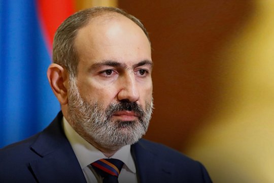Armėnijos premjeras N. Pašinianas paskelbė apie vyriausybės atsistatydinimą