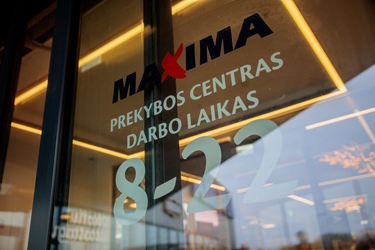 Dėl audros padarinių laikinai uždaryta viena „Maximos“ parduotuvė Vilniuje
