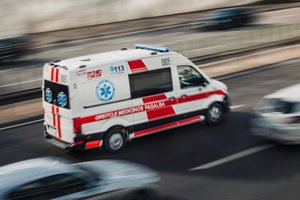 Pasvalio rajone susidūrė automobilis ir autobusas