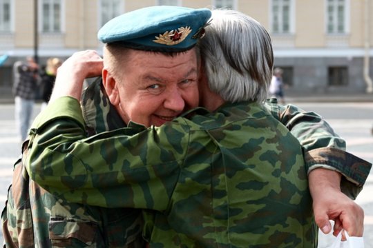 Karas Ukrainoje. V. Putino karo mašina stringa: rusai mušami, šantažuojami ir jėga varomi į karą
