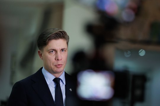 M. Sinkevičius pasiūlė išbraukti iš ugdymo programų Rusijos rašytoją M. Lomonsovą