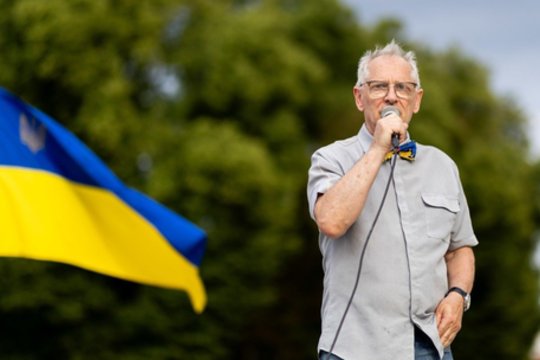 Kodėl vieno įvykio istorija skirtingose žiniasklaidos priemonėse atrodo skirtingai? 