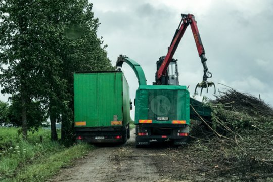 Per savaitę pigo elektra ir nafta, tačiau augo gamtinių dujų ir biokuro kainos