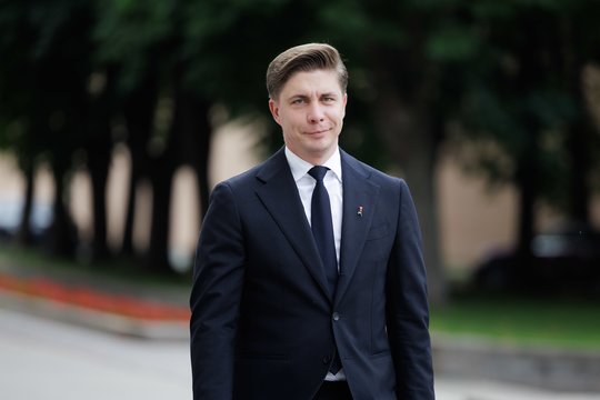 M. Sinkevičius susitiks su prezidentu V. Adamkumi