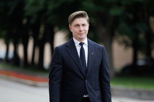 M. Sinkevičius susitiks su prezidentu V. Adamkumi