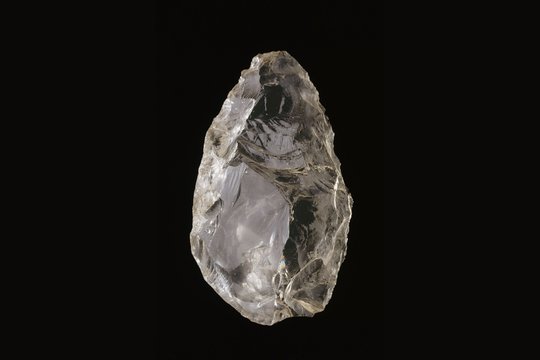 Esminis radinys: kaip krištolinis įrankis reabilitavo neandertaliečius