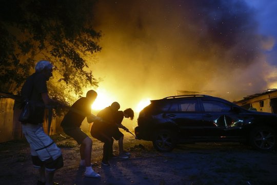 Karas Ukrainoje. Masinė ataka Rusijoje: „Wildberries“ sandėlyje kilo didelis gaisras, dronai skrido į Maskvą