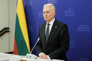 Nausėda – on military financing and the migration crisis in Spain