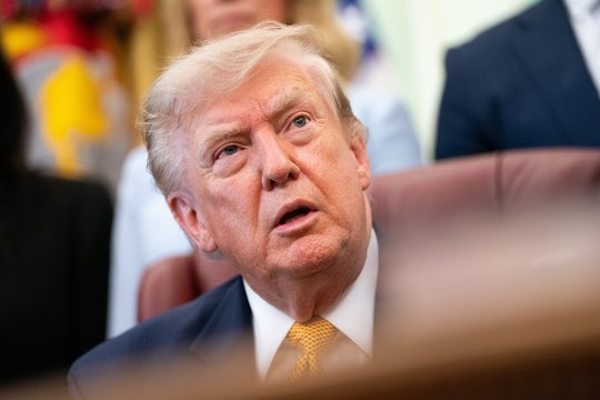 D. Trumpo golfo aikštyne Los Andžele prieš prezidento vizitą sulaikytas ginkluotas vyras
