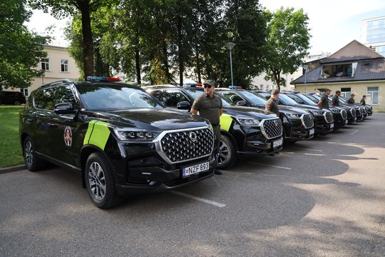 Pasieniečiai gavo net 19 įspūdingų visureigių: atskleidė, kokia įranga jie „apginkluoti“