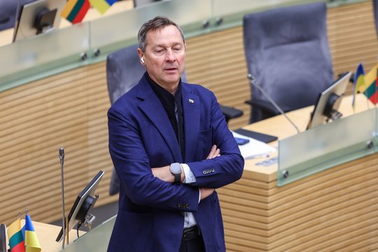 Prokuratūra „čekiukų“ byloje iš A. Zuoko siekia išieškoti beveik 3 tūkst. eurų