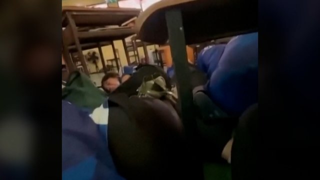 Tailandą sukrėtė protu nesuvokiamas išpuolis: paauglys nušovė senelius, 3 mokytojus ir 3 moksleivius