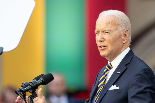 Joe Bideno kova su vėžiu tęsiasi: liga progresuoja