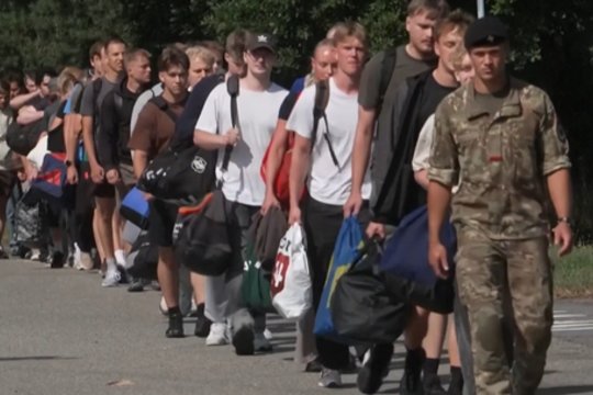 Danija stiprina gynybą: kariams teks tarnauti ilgiau