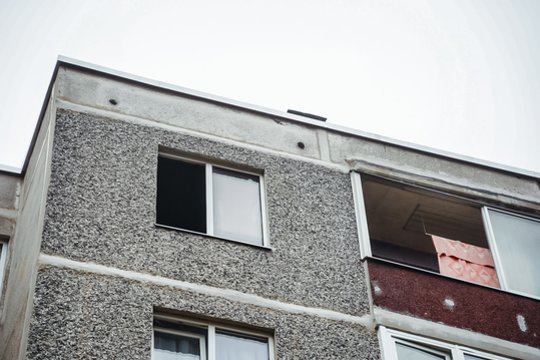 Vilniuje kilus gaisrui daugiabutyje, evakuoti 15 žmonių