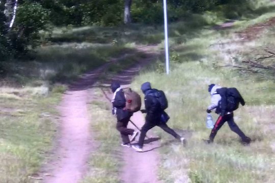 VSAT: per parą Lietuvos pasieniečiai apgręžė 9 neteisėtus migrantus