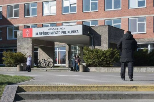 Klaipėdos poliklinikoje – algų krizė: jau beldžiasi antstoliai, kalbama apie bankrotą