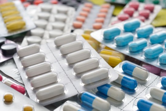 Melagienos apie sveikatą ir dezinformacija kitomis jautriomis temomis: kaip nepakliūti į spąstus?