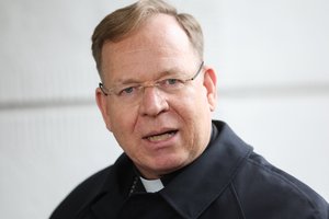 Paskelbus apie kraupius kaltinimus pedofilija kunigui – Vilniaus arkivyskupijos reakcija