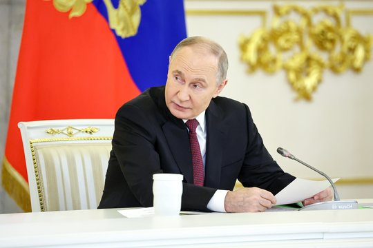 Karas Ukrainoje. Trys ženklai išduoda Kremliaus planus: prakalbo apie naują karo etapą