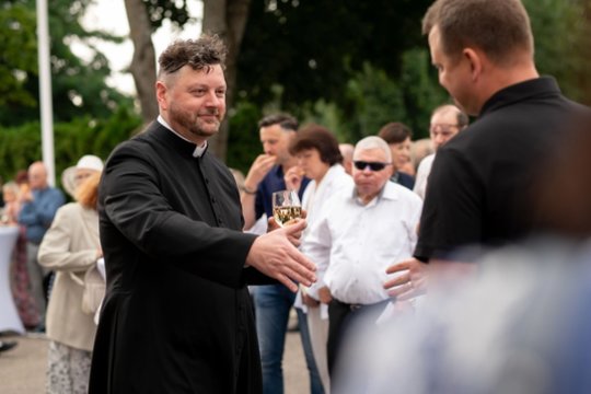Po dar vieno pedofilijos skandalo bažnyčioje – žinomo kunigo žinutė