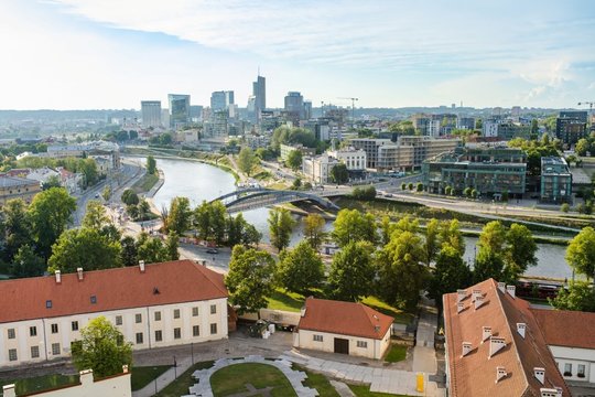 „Darnu Group“ pristato naują pažintinį maršrutą: Vilniaus istoriją kviečia atrasti keliaujant miesto tiltais