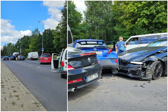Masinė avarija Vilniuje: sudalyvavo 5 automobiliai, apdaužyti keturi iš jų, nukentėjo senolė