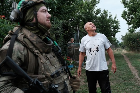 Karas Ukrainoje. Galinga ataka Rusijos Leningrado srityje – liepsnoja Ust Lugos uostas