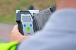 Kalvarijos savivaldybėje vilkiko vairuotojui nustatytas sunkus girtumo laipsnis