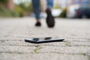 Pamestas telefonas gali kainuoti daugiau nei manote: ką būtina padaryti per pirmąsias 10 minučių