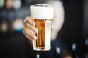 Vokietijoje artėja galas teisėtam alaus ir vyno vartojimui nuo 14 metų