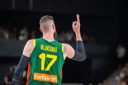 „Žalgirio“ krepšininkai išsidalino marškinėlių numerius – tapo aiškus ir J. Valančiūno skaičius