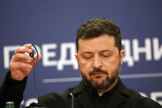 Karas Ukrainoje. V. Zelenskis pasiuntė signalą JAV: perspėjo dėl Rusijos