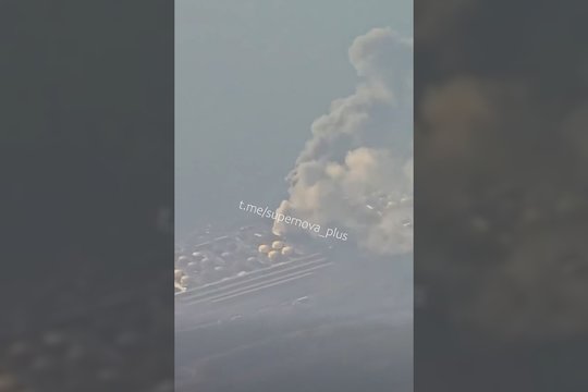 Karas Ukrainoje. Galinga ataka Rusijos Leningrado srityje – liepsnoja Ust Lugos uostas