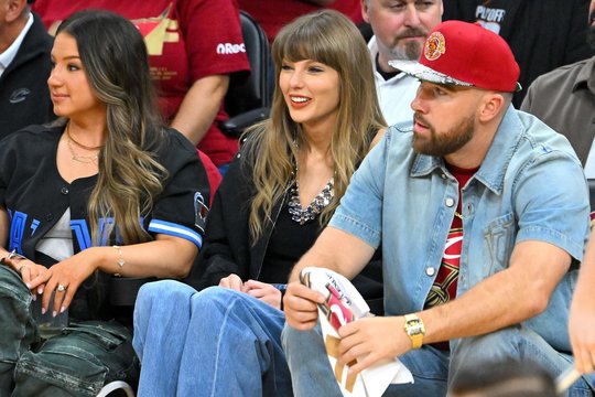 T. Kelce'as pirmą kartą atskleidė vestuvių puotos detales su T. Swift: „Išsipildė vaikystės svajonė“