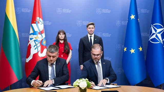 Tarp Lietuvos ir Ukrainos – svarbi investicijų sutartis: produkciją skirs ir NATO