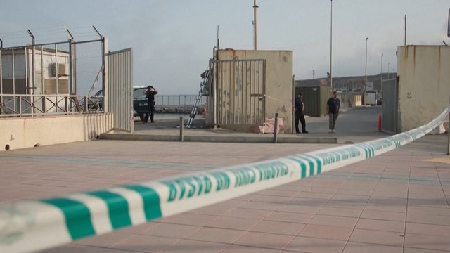 Ispanija stiprina sienos apsaugą: Seutoje laukiama naujo migrantų šturmo