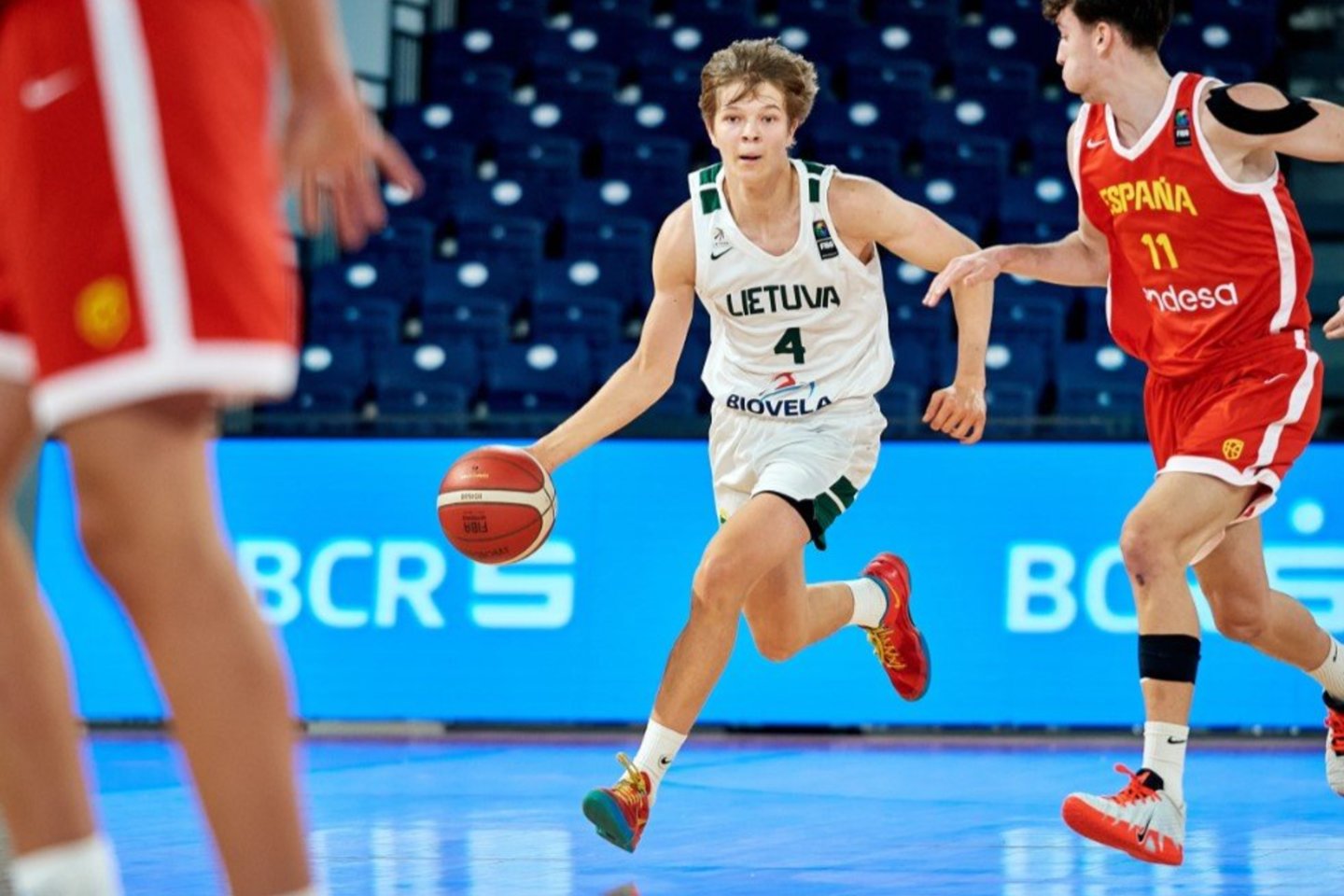 Lietuvos šešiolikmečiai mažajame Europos čempionato finale lietuviai kovojo su Ispanija. <br>FIBA nuotr.