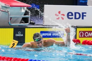 Šaunusis plaukimo ketvertas – Lietuvos mišri estafetė Europoje iškovojo įspūdingą ketvirtą vietą