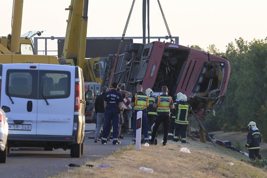 Per kraupią autobuso avariją žuvo 12 lenkų turistų